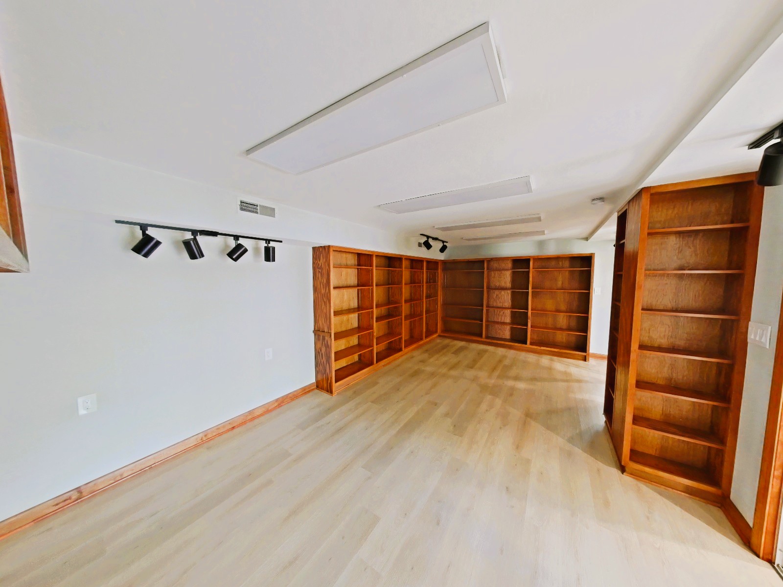 130 Emmitt – Downstairs Office