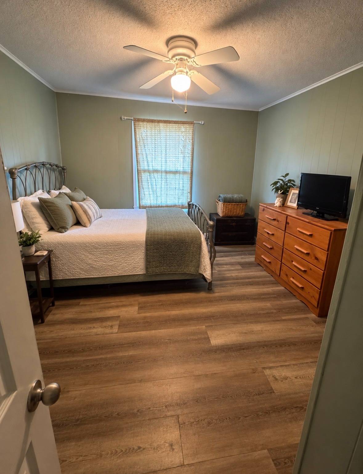 Listing 11968424 Photo 12