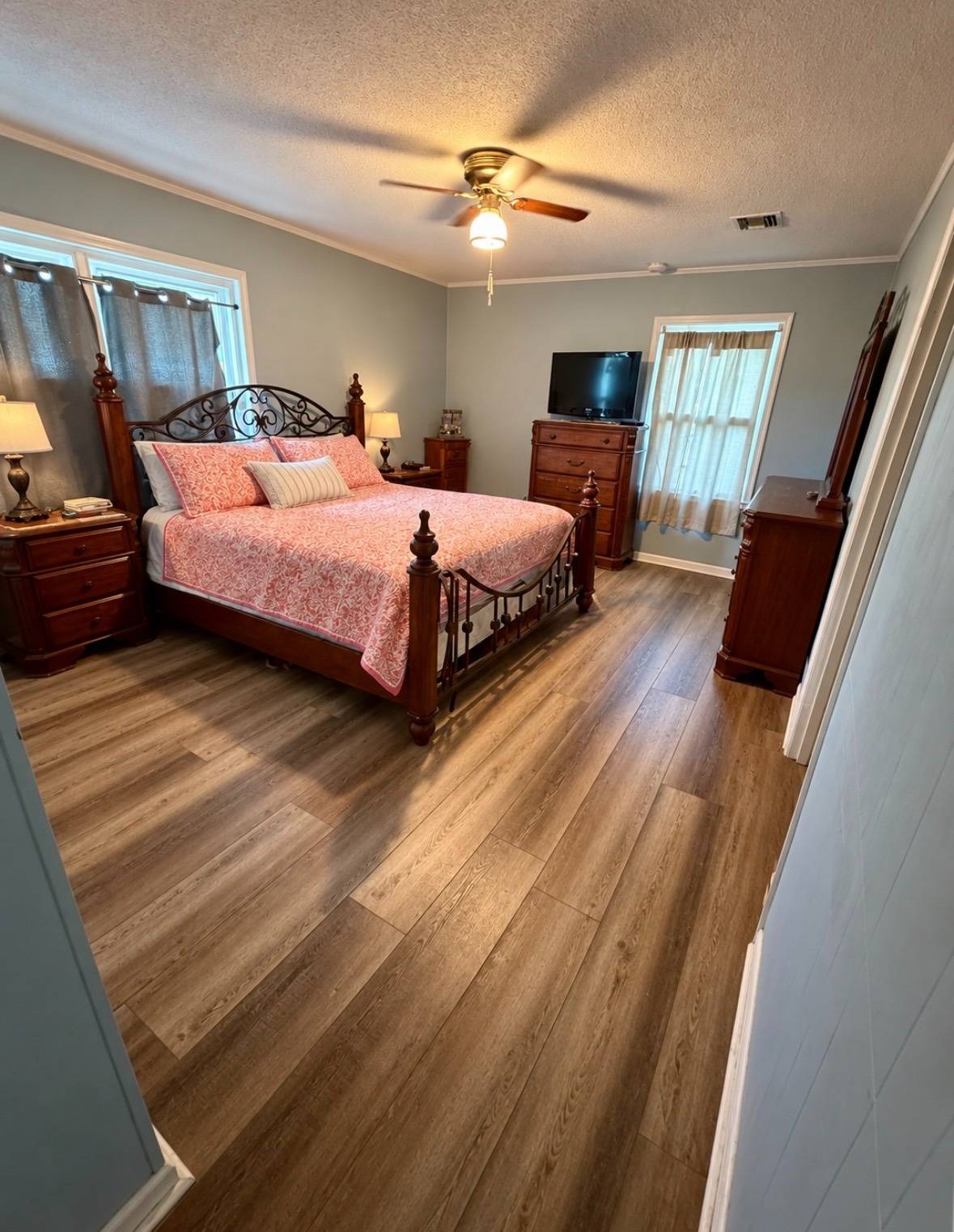 Listing 11968424 Photo 8