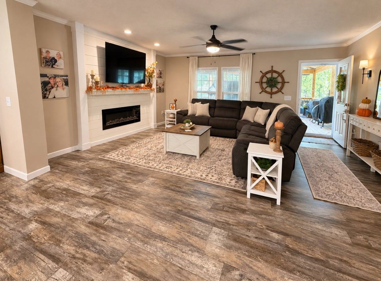 Listing 12040168 Photo 2